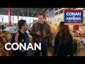 Conan vierailee Armenian torilla