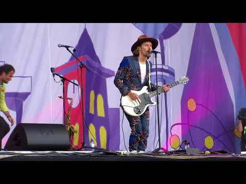 Bonaparte - Melody X (Lollapalooza Berlin 2017)