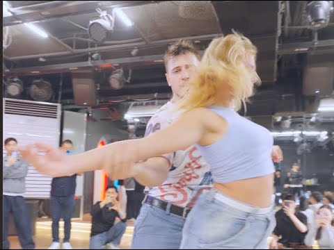 (Vertical Video) Bachata Workshop | Mijat & Milica Bachata Workshop, Gangnam Latin Festival - Lat...