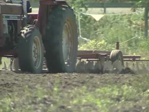 How to Use a Disc Harrow Model 300