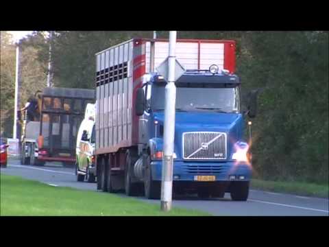 ***Piepende banden & versneller*** Ambulance 02-114 komt met spoed aan op de Aalsumerweg