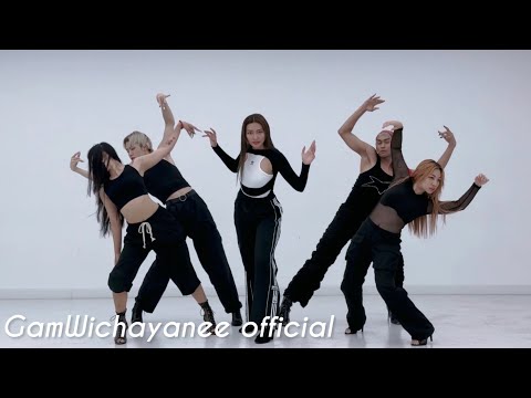 Gam Wichayanee “Flame” Dance Practice