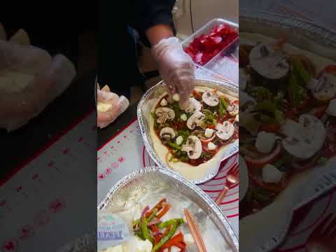 Galentines DIY Pizza 🍕