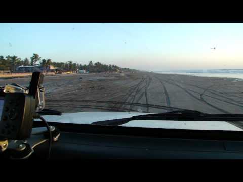 Trond touches the sea in Playa Novillero
