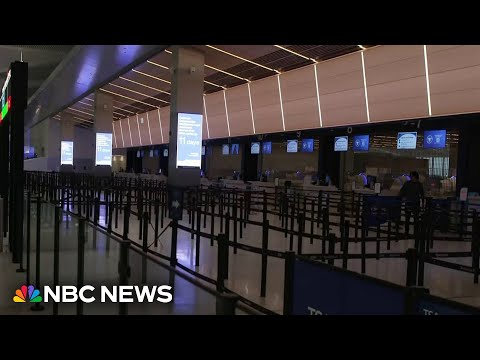 Thousands of flights disrupted by massive winter storm