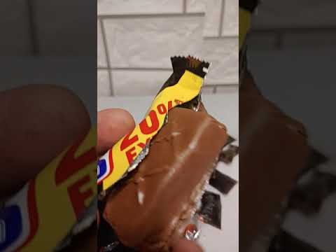 snickers very big chocolate