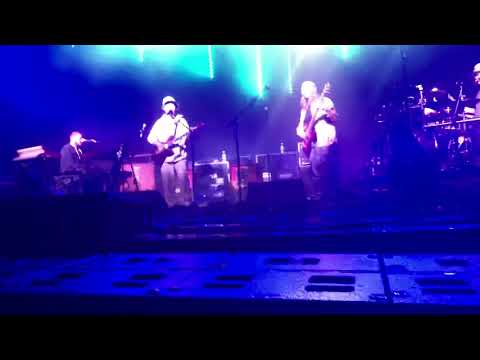 Twiddle Hatties Jam When it Rains it Poors