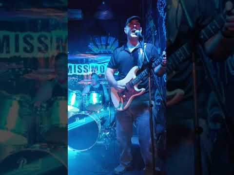 El hielo de tu fuego - Miss Morden en A Vivirla Bar