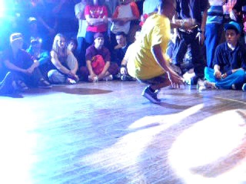 UK Bboy Champs 08 Footwork Battle Quarter Finals -  T-Rock VS Kleju