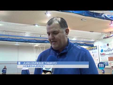 JUAN ENRIQUE TAMAYO RECIBE UN EMOTIVO HOMENAJE DEL CB MARBELLA