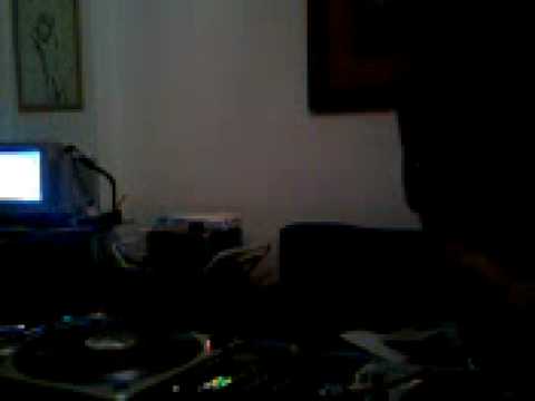 PintoTek... un idiota alla consolle!!