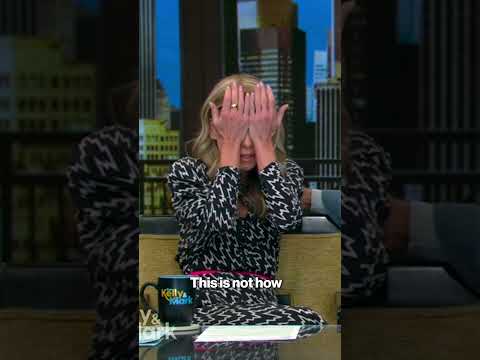 Kelly Ripa Breaks Down On 'Live' Over The Death Of Her Dog Chewie #shorts