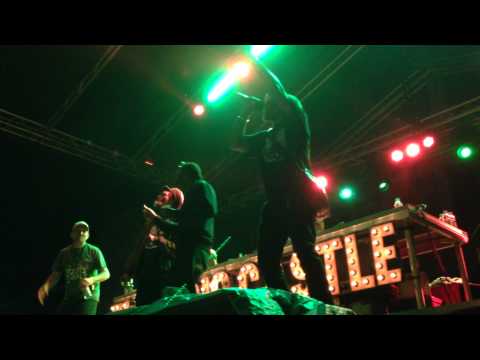 Bush Chemists ft. King General live Electric Castle