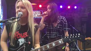 THE ACES - FAKE NICE at Lollapalooza Bud Light Dive Bar. August 5th 2018.