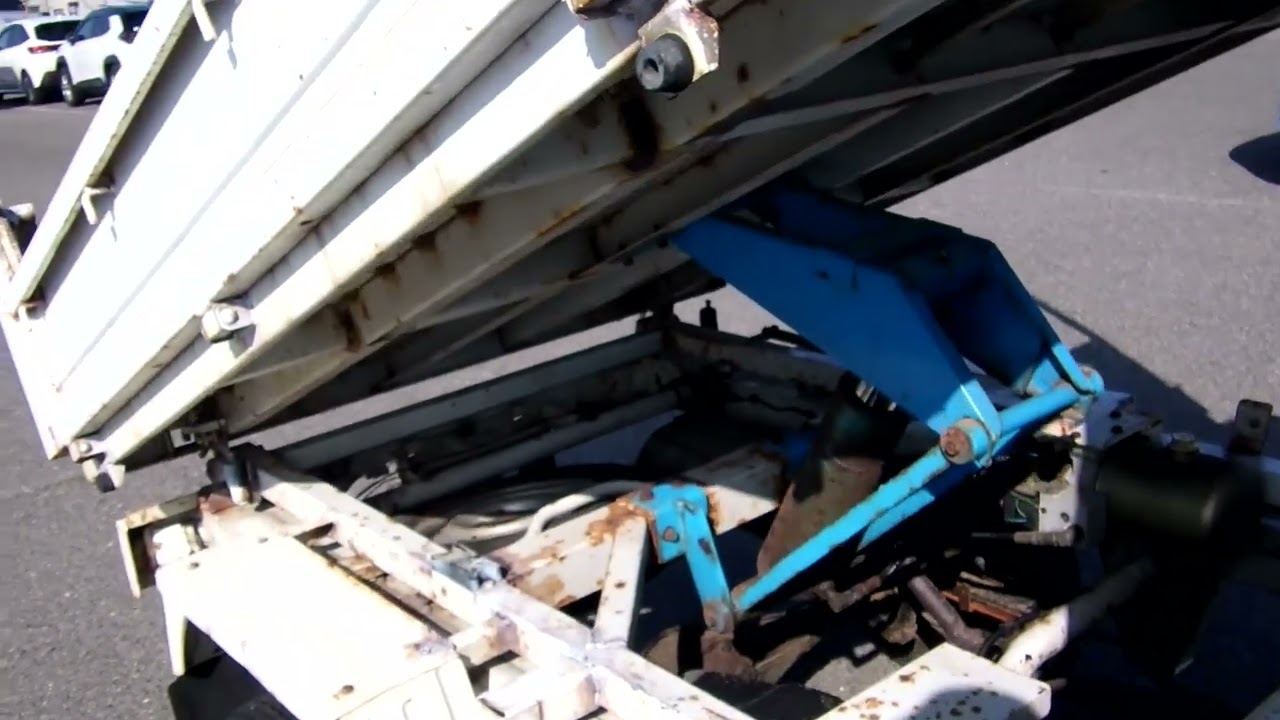 2001 Suzuki Carry Truck DB52T (UW-69f089f1ec7ce)