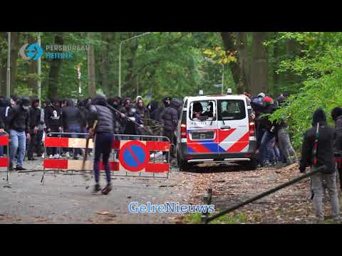 ME grijpt in bij rellen na wedstrijd NEC - Vitesse