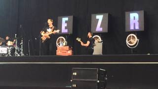 George Ezra live @PinkPop festival -Benjamin Twine