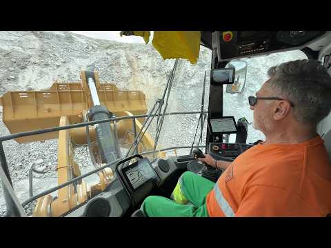Brand New Cat 992 Wheel Loader & Cat 777 Dumpers At Work In A Modern Agg. Quarry - Interkat SA 4K