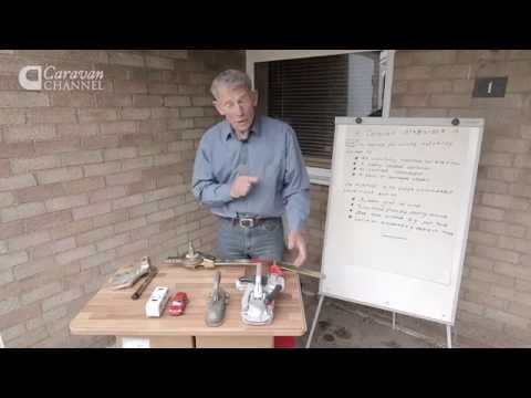 CC S04E24 - CARAVANNING BASICS Stabilisers