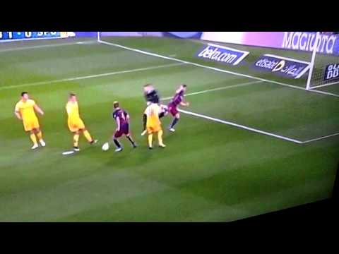 Lionel Messi goal vs Sporting Gijon 2016