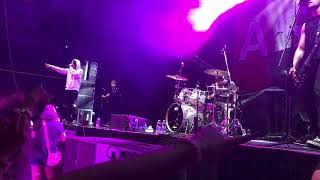 Blessthefall - Cutthroat (Live in Prague)