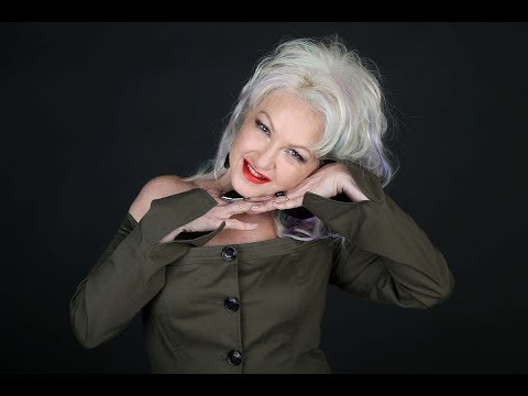 Cyndi Lauper and Rod Stewart