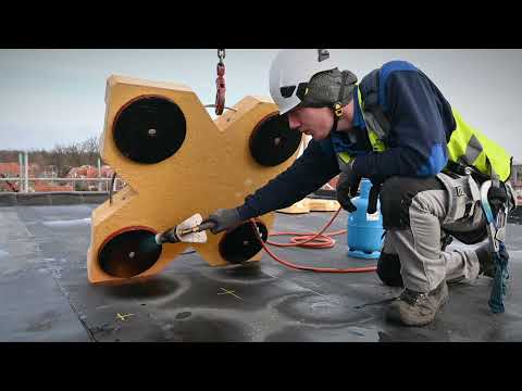 ABSTURZSICHERUNG OHNE DACHDURCHBRECHUNG