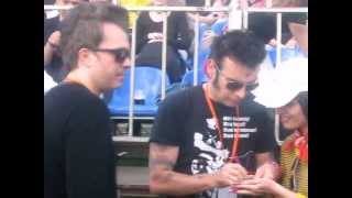 Simon Gallup and Roger O'Donnell from The Cure (MAXIDROM festival, Moscow, 11.06.2012)