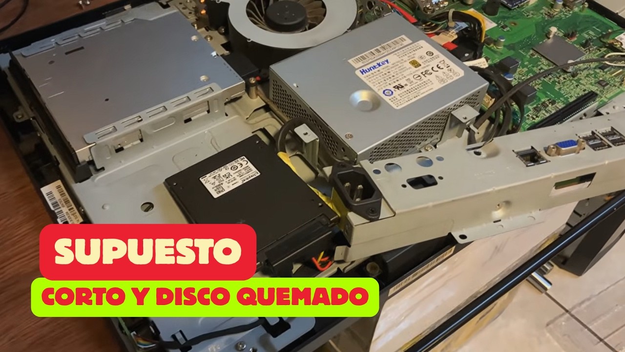 Todo en uno Lenovo con un supuesto corto y disco quemado, así le dijeron al cliente.