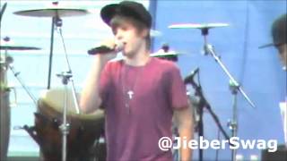 Justin Bieber - Bigger