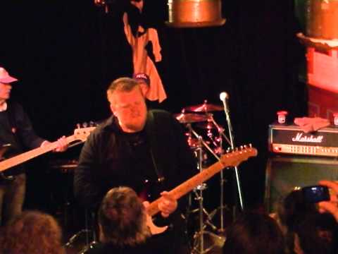 Danny Bryant RedEyeBand { Always With Me }live in cafe Koster in Groningen(NL)