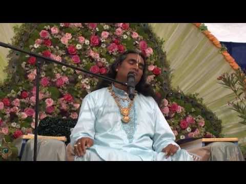 Rādhe Jaya Jaya Mādhava Dayite video thumbnail