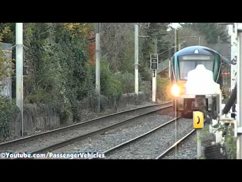 22000 Class DMU - Sandymount, Southbound
