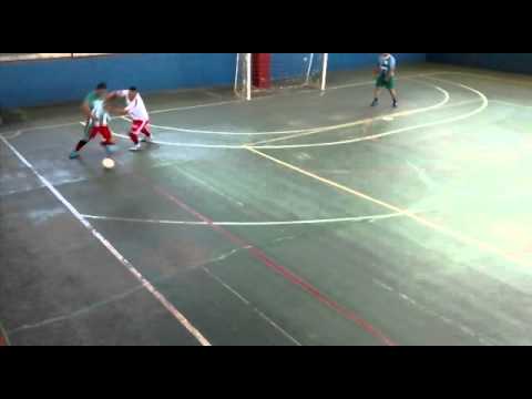 Jogador do locomotiva jd jacira