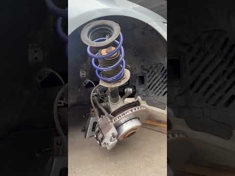 Installing H&R lowering springs bmw 435i!! #loweringsprings #bmw #h&r #rap #slammedenuff #likehell