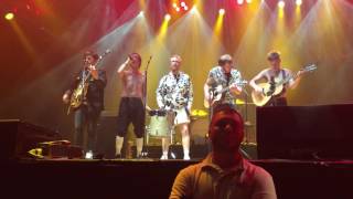 Hit me with a bottle Mando Diao at Rock Im Revier 26/5/2016 in Dortmund