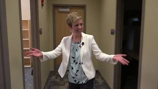 Academic Advising Center & Career Services Office Tour