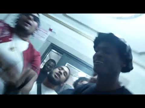 Trouble somme ft pun Biilz -clicky freestyle (pt1)