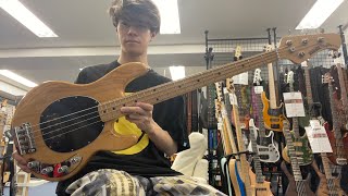 Video thumbnail for Ernieball Musicman / StingRay 4 SLO Special NAT/M【Test Play】 by Bass Sound Maniac