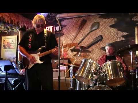 3 Balls of Fire - Somewhere on the Deep Blue Pacific (Live 2013)