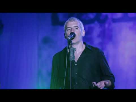 buitres - La Canción de la Hoja y la Flor (DVD Las canciones son verdad) [En Vivo]