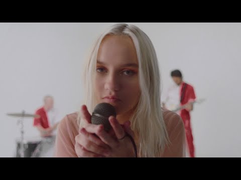 Carlie Hanson - Good Enough [Official Music Video]