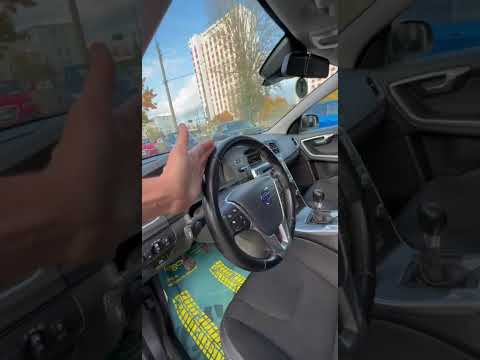 фото volvo v60 i 0