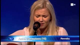 Astrid Smeplass - «Jolene» IDOL Norge [HD]