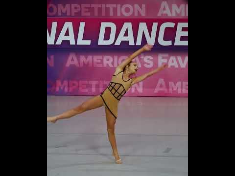 ✨Falling Leaf: Samantha Rinaldo ✨
