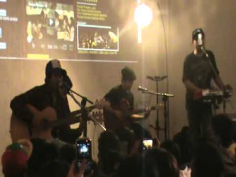download lagu mp3 mp4 Lirik Lagu Rocket Rockers December 16th, download lagu Lirik Lagu Rocket Rockers December 16th gratis, unduh video klip Lirik Lagu Rocket Rockers December 16th