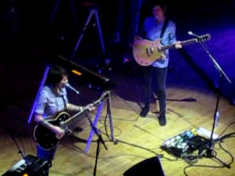 [12/24] Tegan and Sara, Tegan Reviewing First Date Photos, Massey Hall, Toronto