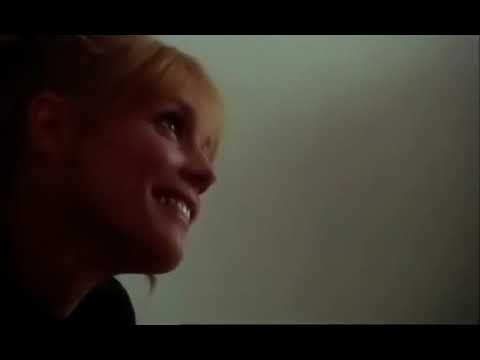 Extrait : "Elle Court, Elle Court, La Banlieue" (1973)