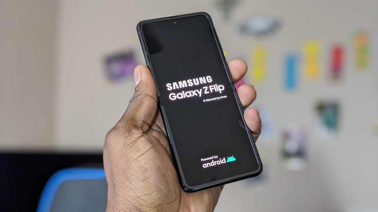 Samsung Galaxy Z Flip | Unboxing & First Impressions