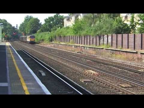 DBS DYSON 92019 ON 6067 FERRYWAGONS AT KENSINGTON OLYMPIA 060713